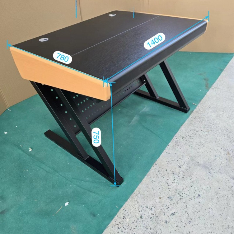 Audio Music Production - Tavolo musicale, tavolo da lavoro, console